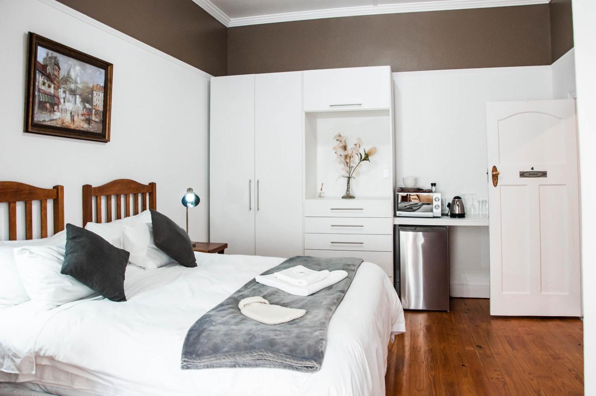 6 On Kloof Guest House Bredasdorp Eksteriør bilde
