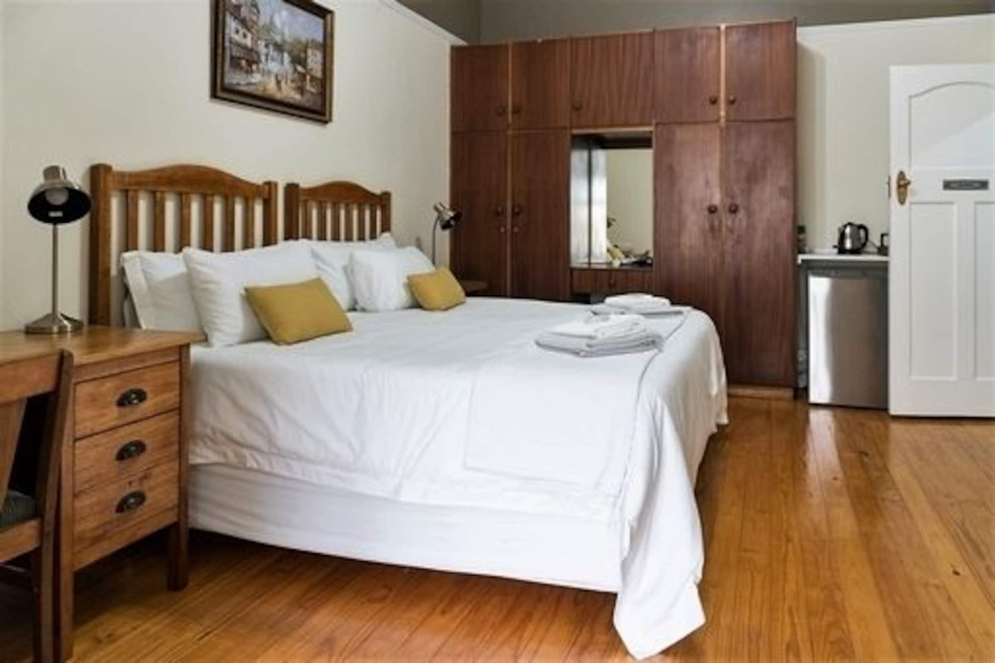 6 On Kloof Guest House Bredasdorp Eksteriør bilde